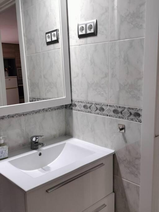 Apartamento La Doncella Alcalá de Henares Esterno foto